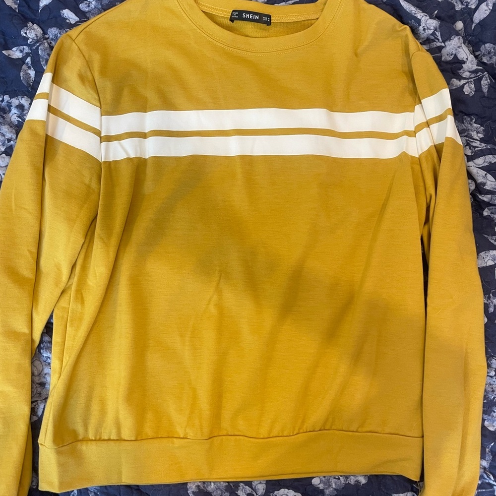 SHEIN Yellow and White Crew Neck Sweater